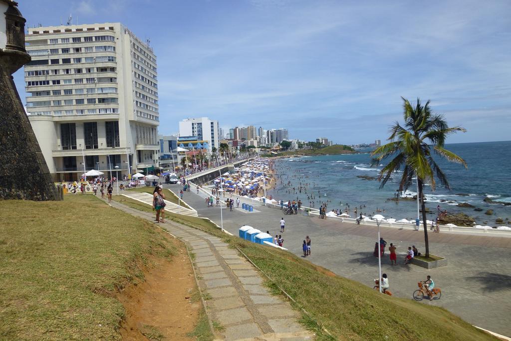 Apartment 610, Vista Mar E Farol Da Barra Salvador Esterno foto